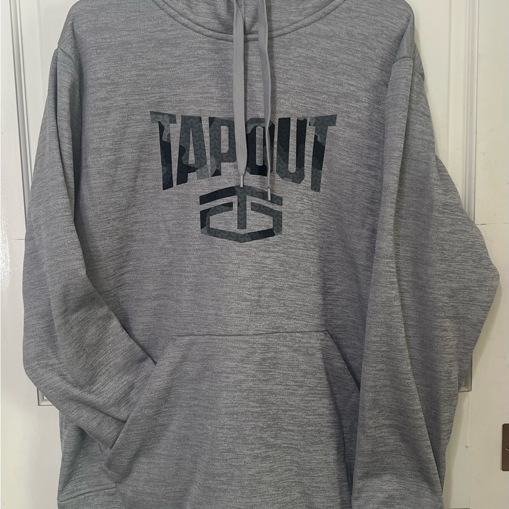 TAPOUT GRAY SWEATER with BOLD LOGO  EUC for MEN'S